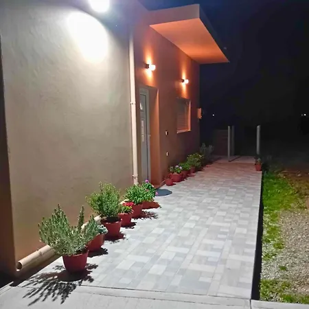 Сasa de vacaciones Kavros Cozy Paralia Kourna